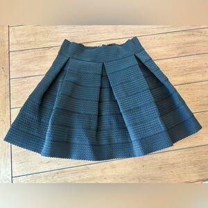 Devlin Structured, Textured, A-Line Flair Skirt, Size Small